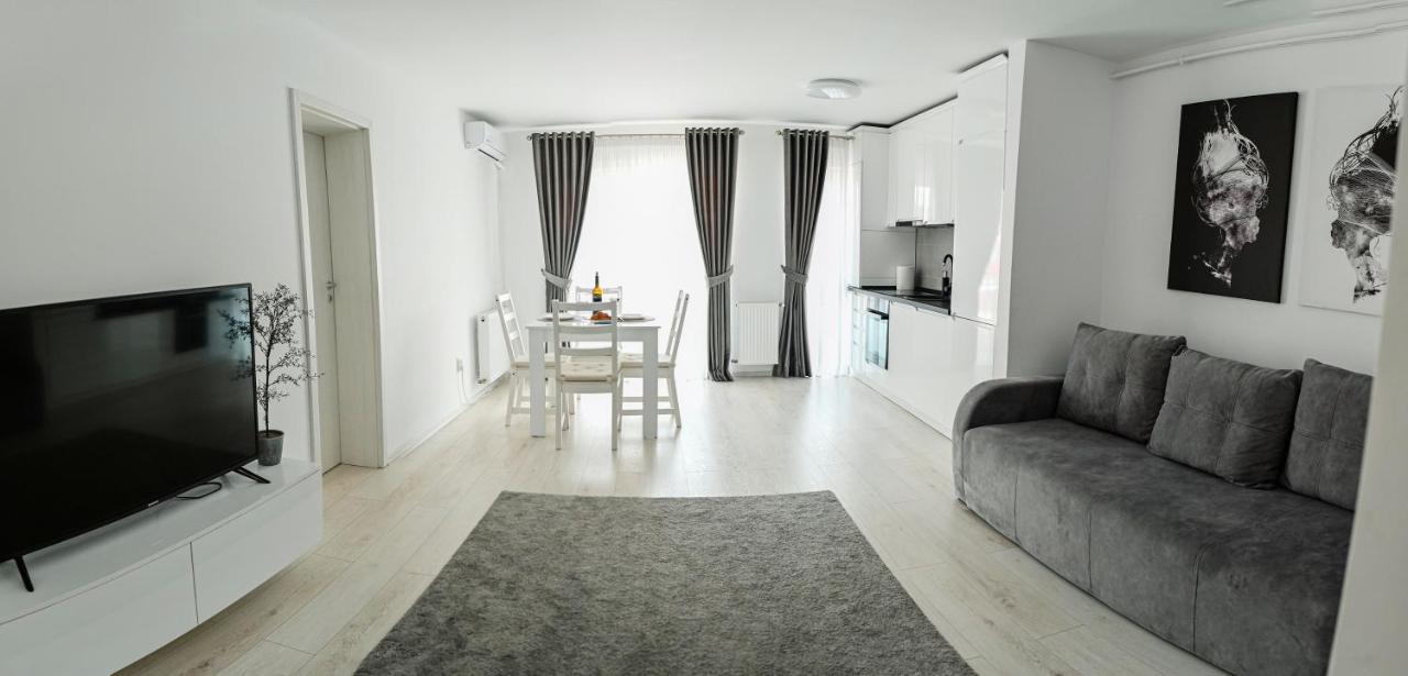 Artec Apartment Sibiu Esterno foto